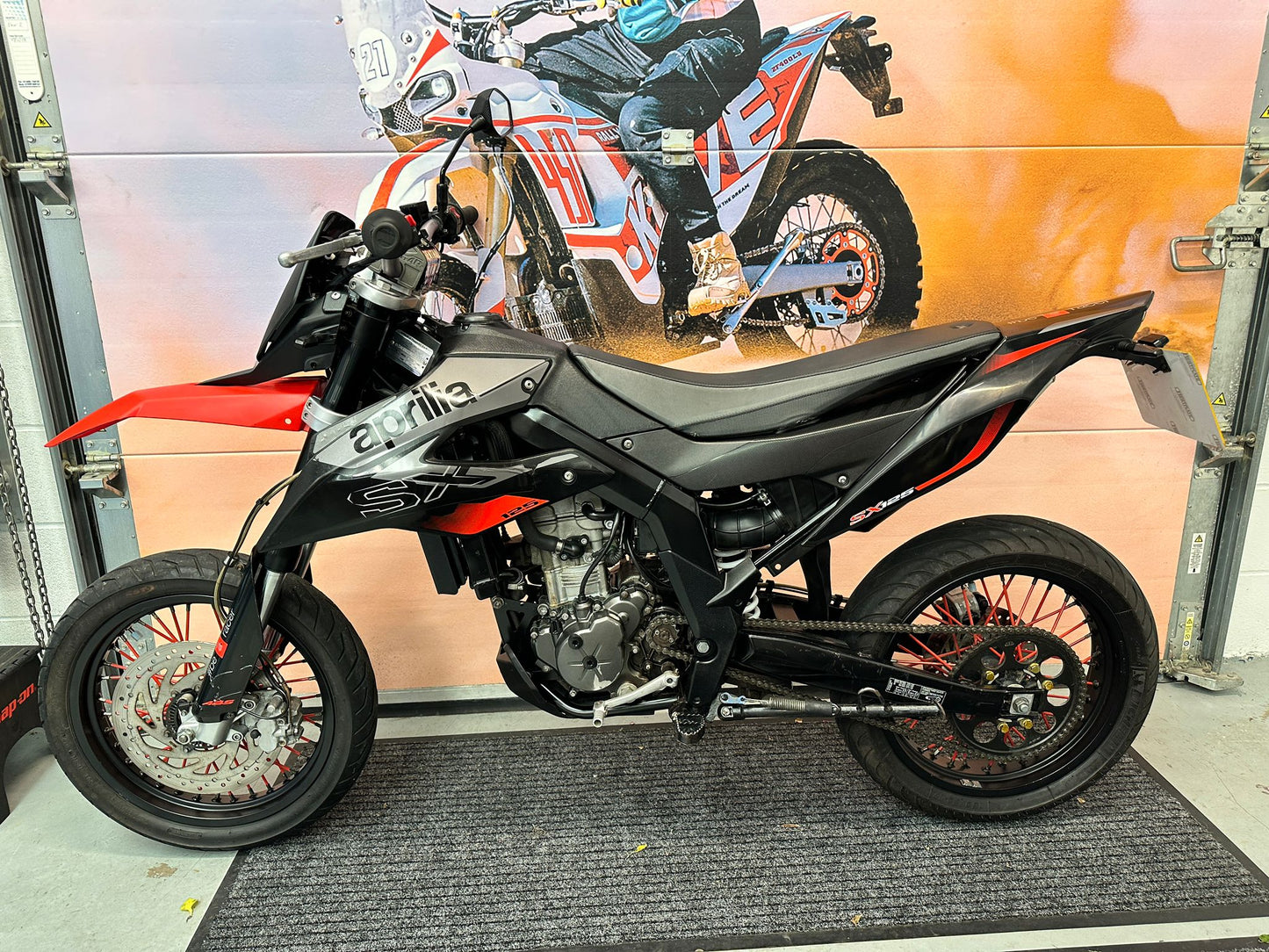 SX125 (124cc) 2018