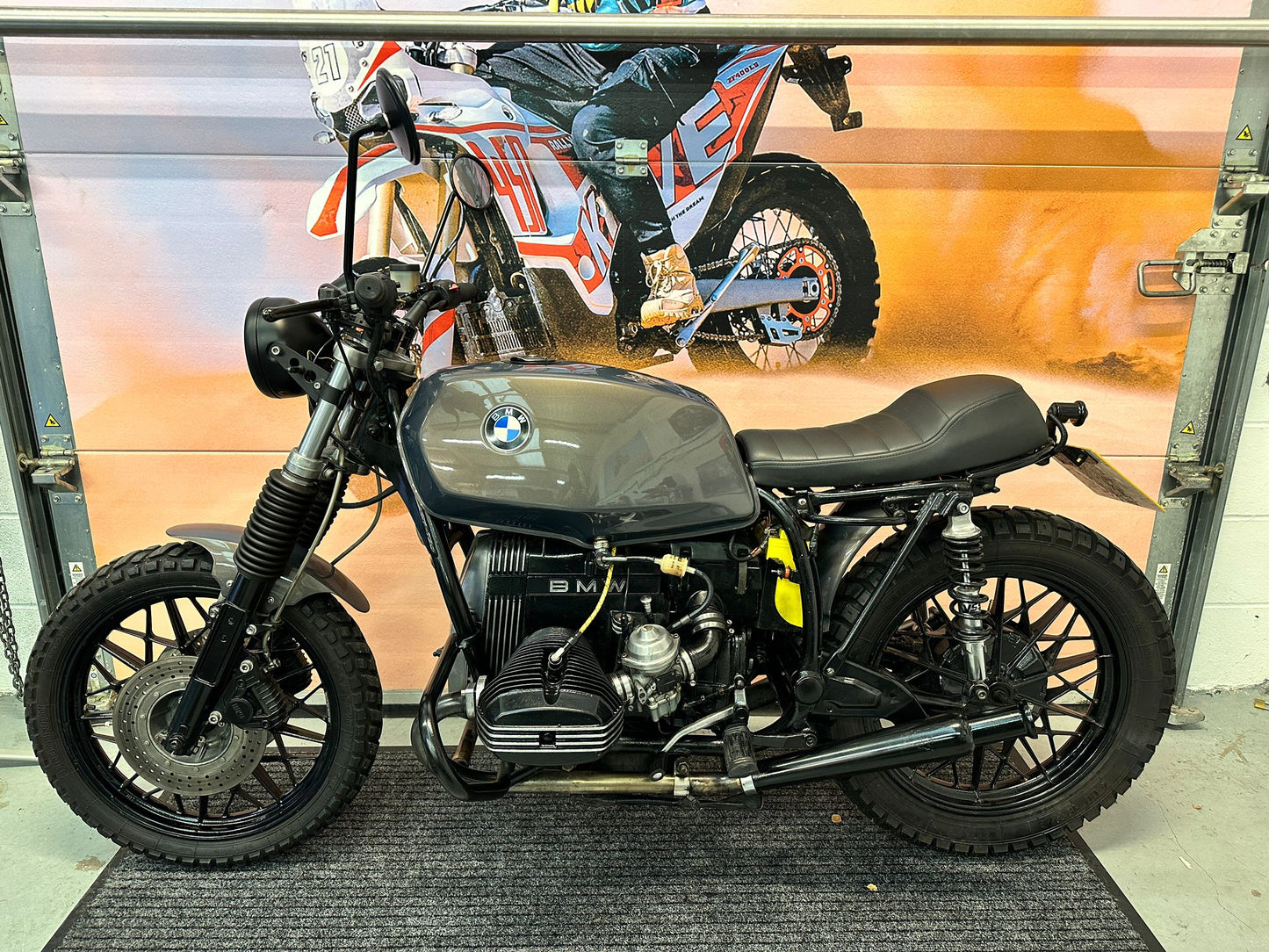 R65 (860cc) 1983