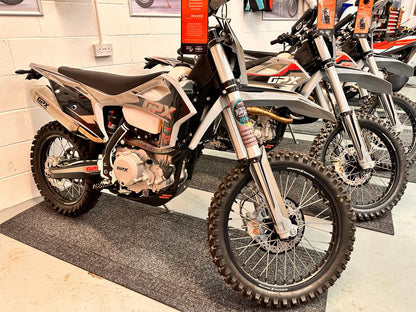 450r FSE (450cc) 2024